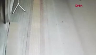 Bursa'da aracın altında kalmaktan son anda kurtuldu