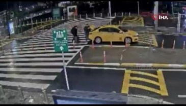 İndirimli altın bahanesiyle yüzlerce kişiyi dolandırdılar