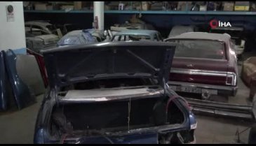 Bursa'da çürümeye bırakılan 1971 model otomobil ilk günkü ihtişamına kavuştu