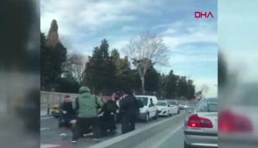 Trafikte yol verme kavgası