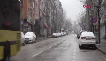 Bursa'da kar yağışı etkili oldu