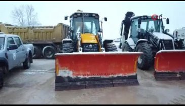 Bursa'da ekipler çalıştı, kar zahmet değil rahmet oldu