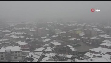 Bursa Uludağ'da kar kalınlığı yarım metreyi geçti