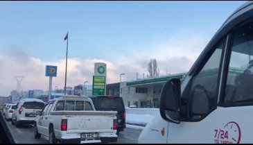 Kar yağışı Bursa'da trafiği felç etti!