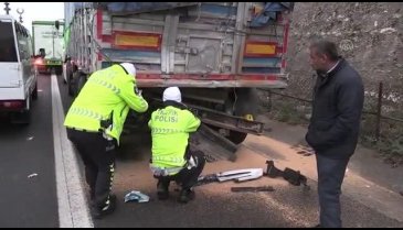 Şanlıurfa'da yolcu otobüsü tıra arkadan çarptı: 3 ölü, 30 yaralı