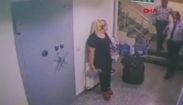 Bankada dehşet: Müdürün başına silah dayadı