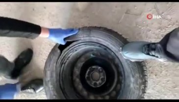 Bursa'da otomobil lastiğinden bir kilo kokain çıktı