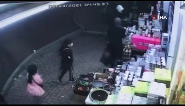 Bursa'da çocukların 15 bin liralık soygunu kameralarda