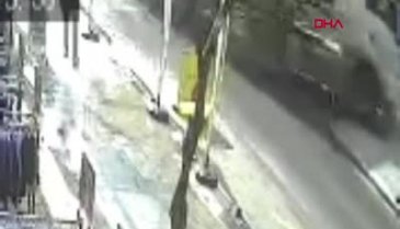 Yaşlı kadının hayatını kaybettiği kaza kamerada