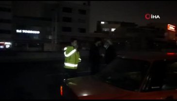 Bursa'da alkollü sürücü aracını bağlatmamak için her yolu denedi