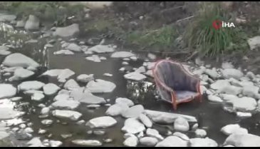 Bursa'da koltuğun dereye atıldığını gören sporcular isyan etti