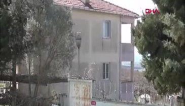 Hem öz hem de üvey annesini öldürüp intihar etti