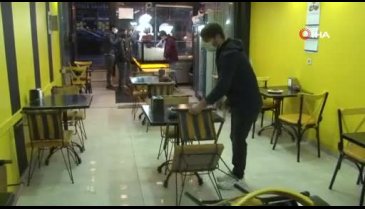 Kafe ve restoranlar ilk müşterilerini almaya başladı