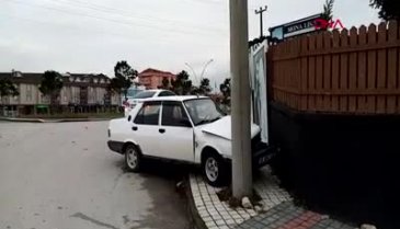 Bursa'da 2 otomobilin çarpıştığı kazada 1 kişi yaralandı