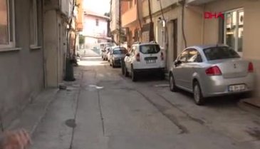 Bursa'da radyo programcısını öldüren maskeli zanlı kamerada!
