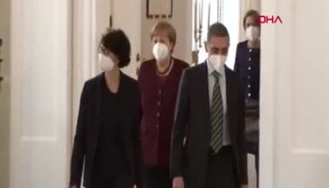 Almanya'dan Türeci ve Şahin'e en büyük devlet nişanı