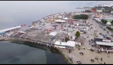 Bursa'da Uludağ'da kar, Mudanya'da deniz keyfi