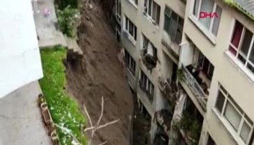 Bursa'da toprak kayması meydana geldi!