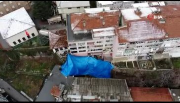 Bursa'daki toprak kaymasında zarar gören binalarda hasar tespiti yapılıyor