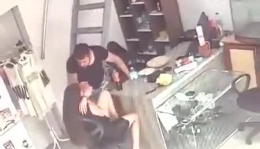 İnfial yaratan olay! Kız arkadaşına dehşeti yaşattı