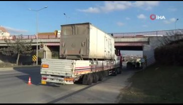 Bursa istikametinden Ankara'ya doğru gidiyordu kaza yaptı!