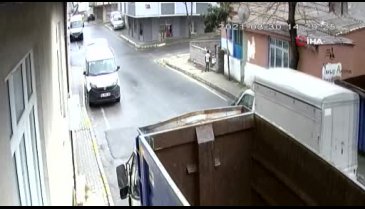 Kamyonetin üzerinden geçtiği minik Umut hayatını kaybetti