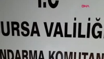 Bursa'da 100 bin dolarlık heykeli satmaya çalışırken yakalandılar