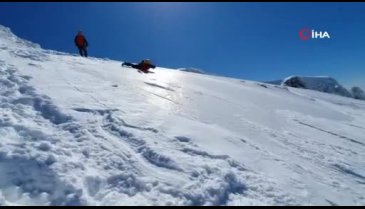 Bursa Uludağ'da bahar ortasında nefes kesen kış tatbikatı