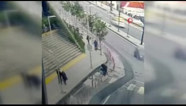 Yere düşen 100 bin TL'yi alarak kayıplara karışan şahıs evinde yakalandı