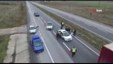 Bursa'dan Afyonkarahisar'a uyuşturucu götüren şahıs yakalandı