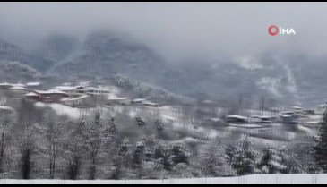 Bursa'nın ilçelerinde kar kalınlığı 20 santimetreye ulaştı