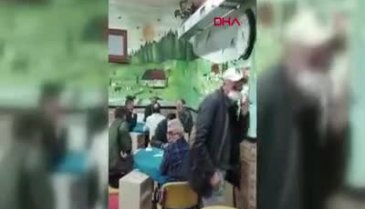 Bursa'da kahvehane baskını