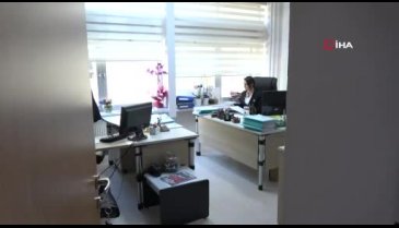 Bursa'da Uludağ Üniversitesi'nin hemşiresiydi, şimdi avukatı oldu