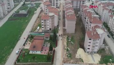 Bursa'da inşaatına 27 yıl önce başlanan site tamamlanamadı