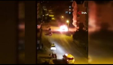 Bursa'da park halindeki otomobil alev topuna döndü