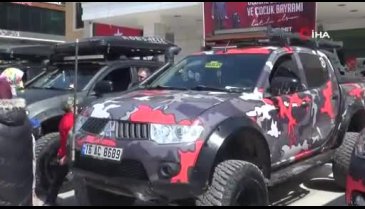Bursa'da 23 Nisan'a özel 4x4'lük kutlama