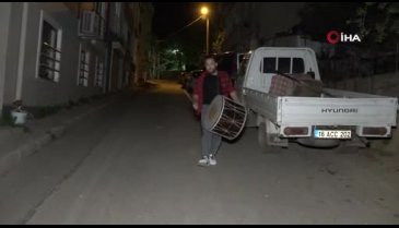 Bursa'da ramazan davulcusundan resital