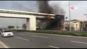 Bursa'da üst geçit alev alev yandı! - 2