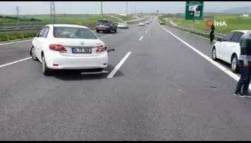 Bursa'da otobanda kaza yapan kadının imdadına arama kurtarma ekibi yetişti