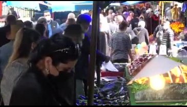 Bursa'da çarşı ve pazarda adım atılacak yer kalmadı