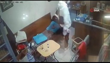 Bursa'da kendi eliyle koymuş gibi 2 bin 500 lirayı alıp kayıplara karıştı
