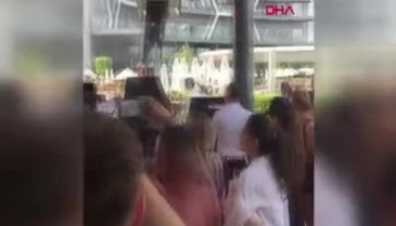 Otelde hınca hınç 'korona' partisi
