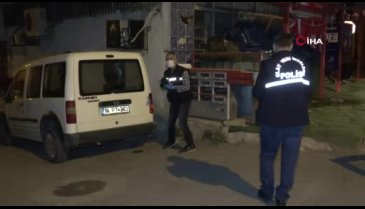 Bursa'da eşini mesaj atarak taciz eden kişiyi 10 yerinden bıçakladı