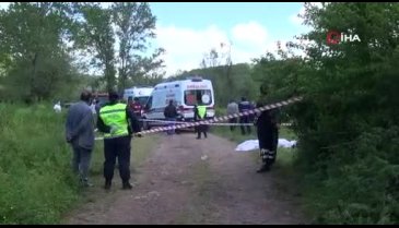Kızlarına mesaj attığı için mahkemelik olduğu çifti öldürdü