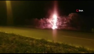 Bursa'da odun yüklü kamyonet alev topuna döndü