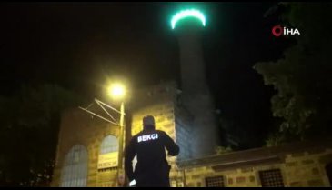 Bursa'da tarihi İbni Bezzaz camisinde hırsızlık alarmı