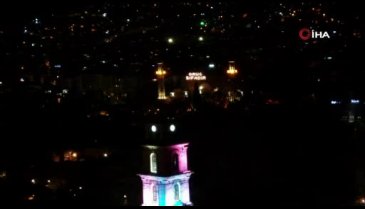Bursa'da Tophane Saat Kulesi, Filistin için renklendi