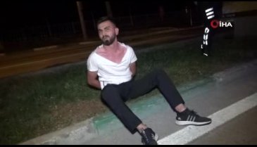 Bursa'da alkollü sürücü polise zor anlar yaşatırken, gazetecilere saldırmaya kalkıştı