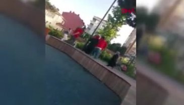 Çocuk parkında silahlı kavga dehşeti!