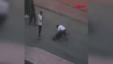 Borç kavgasında sokak ortasında bıçaklanarak öldürüldü